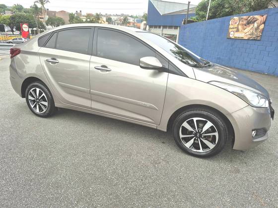 HYUNDAI HB20S 1.6 OCEAN 16V FLEX 4P AUTOMÁTICO HYUNDAI HB20S 1.6 OCEAN 16V FLEX 4P AUTOMÁTICO